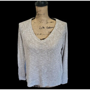 American Eagle light gray pullover sweater, long sleeves, lightweight, size s